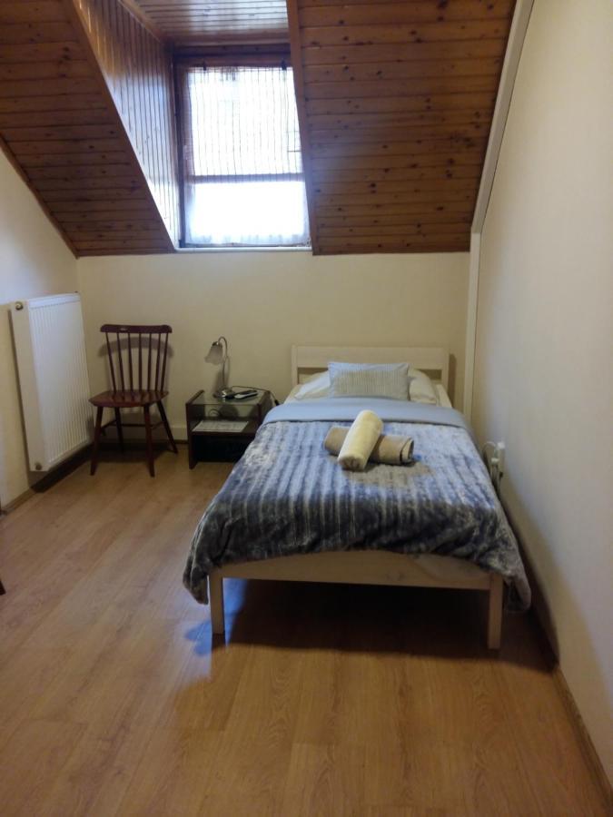 ペーチ Retro Panzio Bed & Breakfast エクステリア 写真