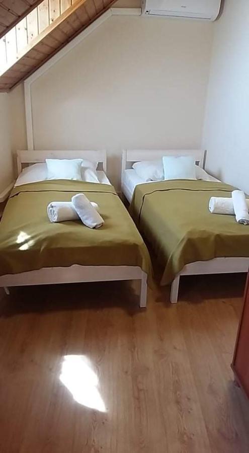 ペーチ Retro Panzio Bed & Breakfast エクステリア 写真