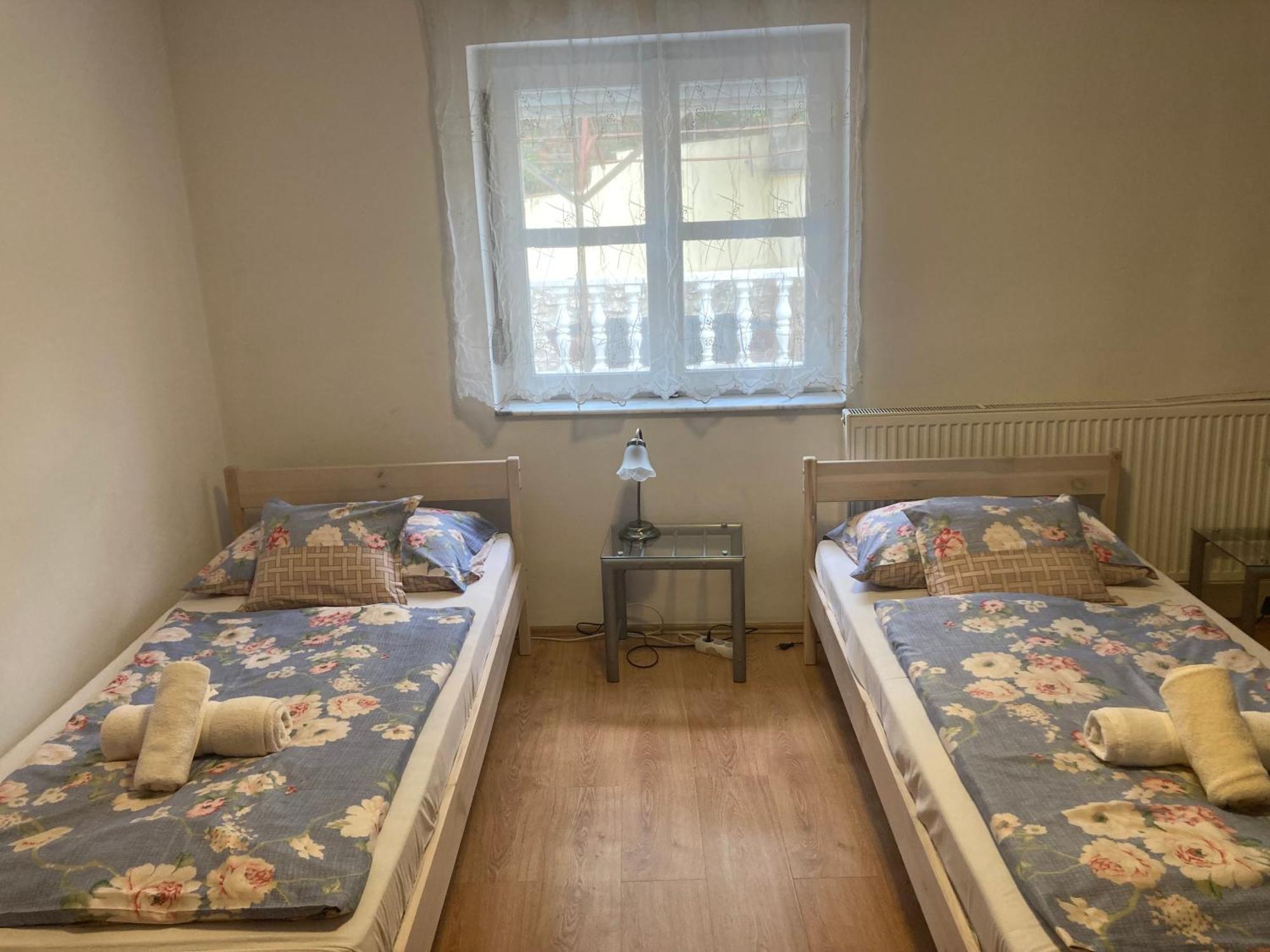 ペーチ Retro Panzio Bed & Breakfast エクステリア 写真