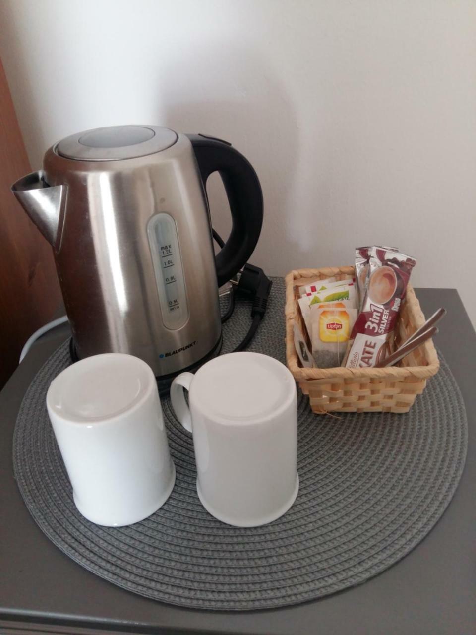 ペーチ Retro Panzio Bed & Breakfast エクステリア 写真